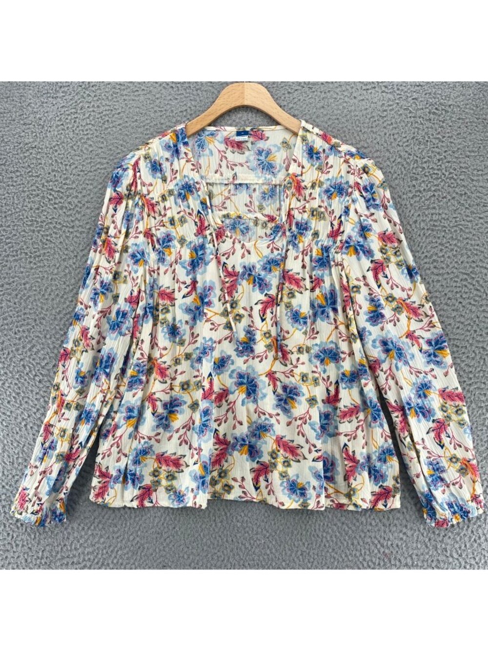 Old Navy Top Womens Medium Ivory Multi Floral Gauze Long Sleeves Ruched Bodice